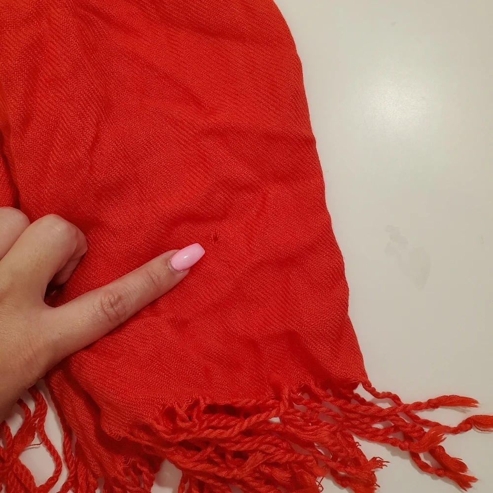 Beautiful Red Scarf - Picture 7 of 8